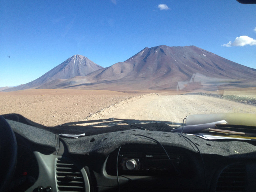 20140912_07557_071_Salar_de_Uyuni_Hito_Cajon