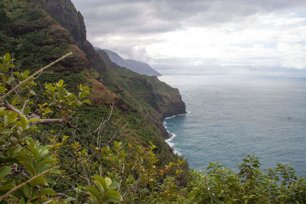 Bald haben wir es geschafft! Hinter der nächsten Bucht liegt bereits das Hanakoa Valley