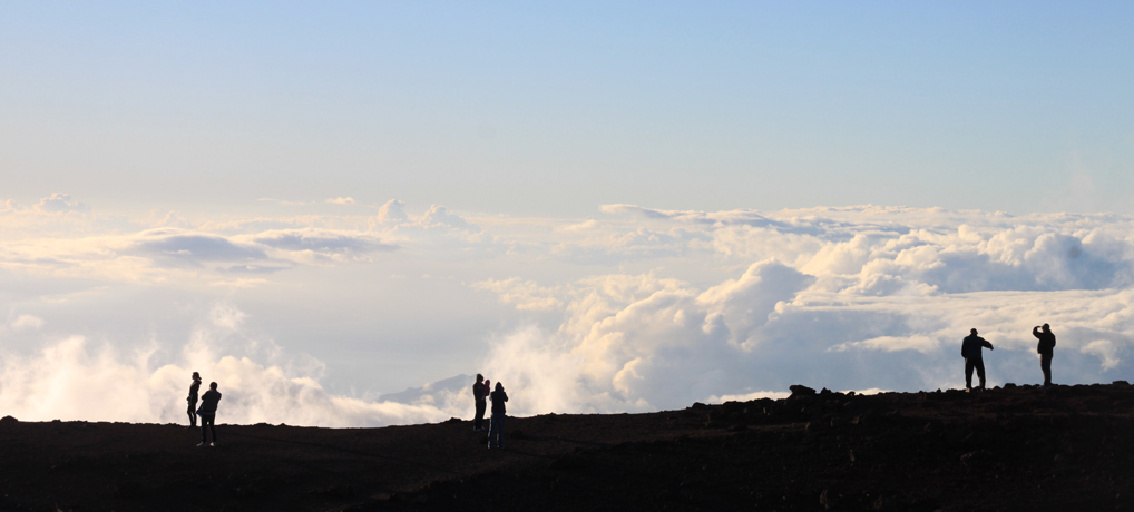 Länger weg? Wie wär's mit Hawaii, wo du wortwörtlich über den Wolken wandern kannst ...