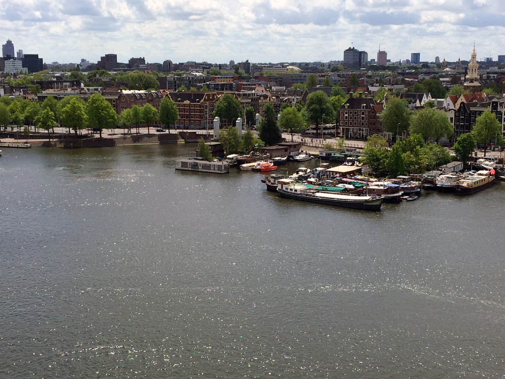 Blick auf Amsterdam vom Oosterdok.