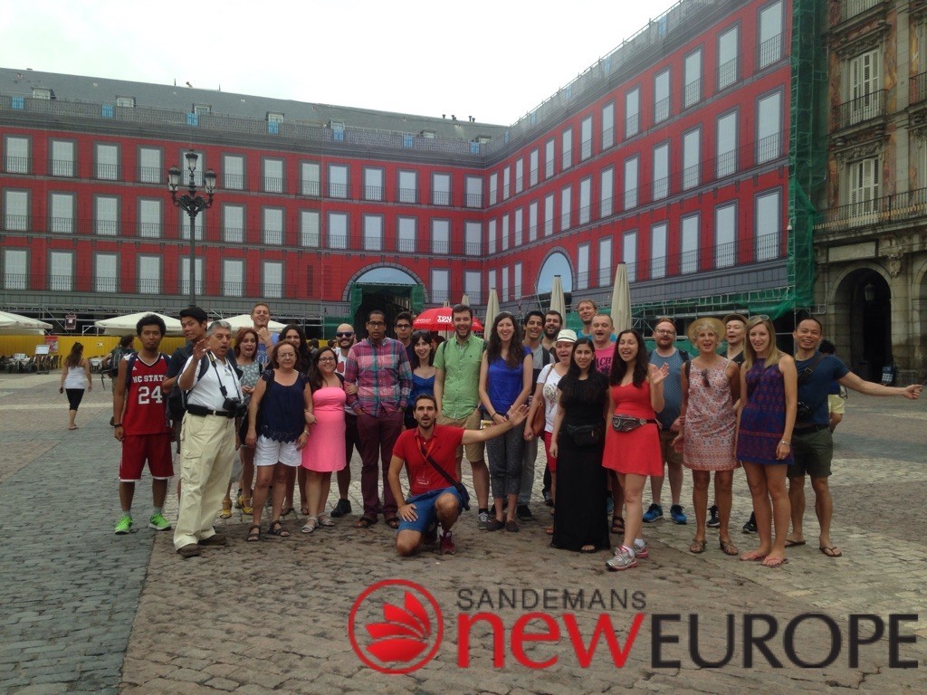 Gemeinsames Foto mit unserer Free Tour Gruppe | (c) Sandemans New Europe