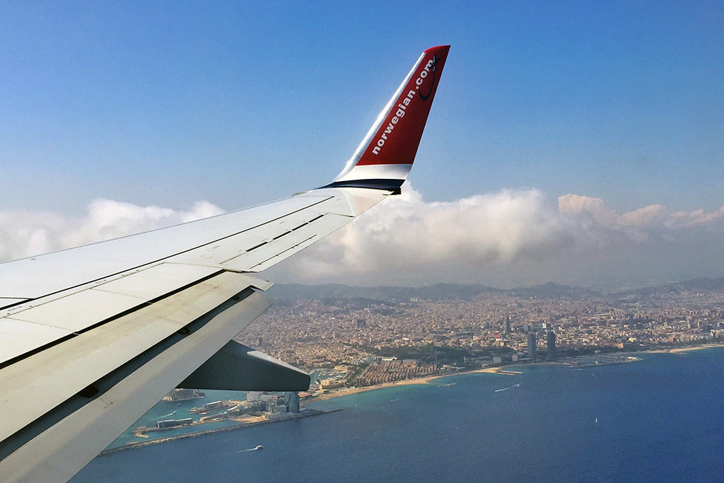 Unser erster Flug mit Norwegian: Landeanflug auf Barcelona im Vorjahr