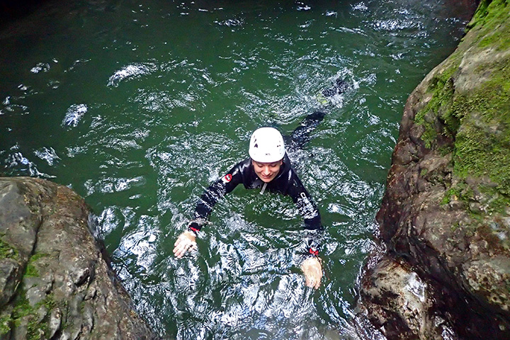 tp_canyoning_grmecica_schwimmen_cori