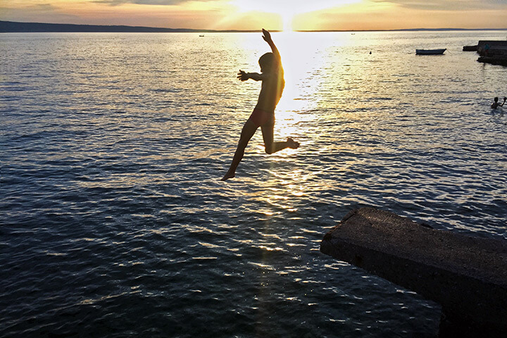 tp_starigrad_strand_sprung_001