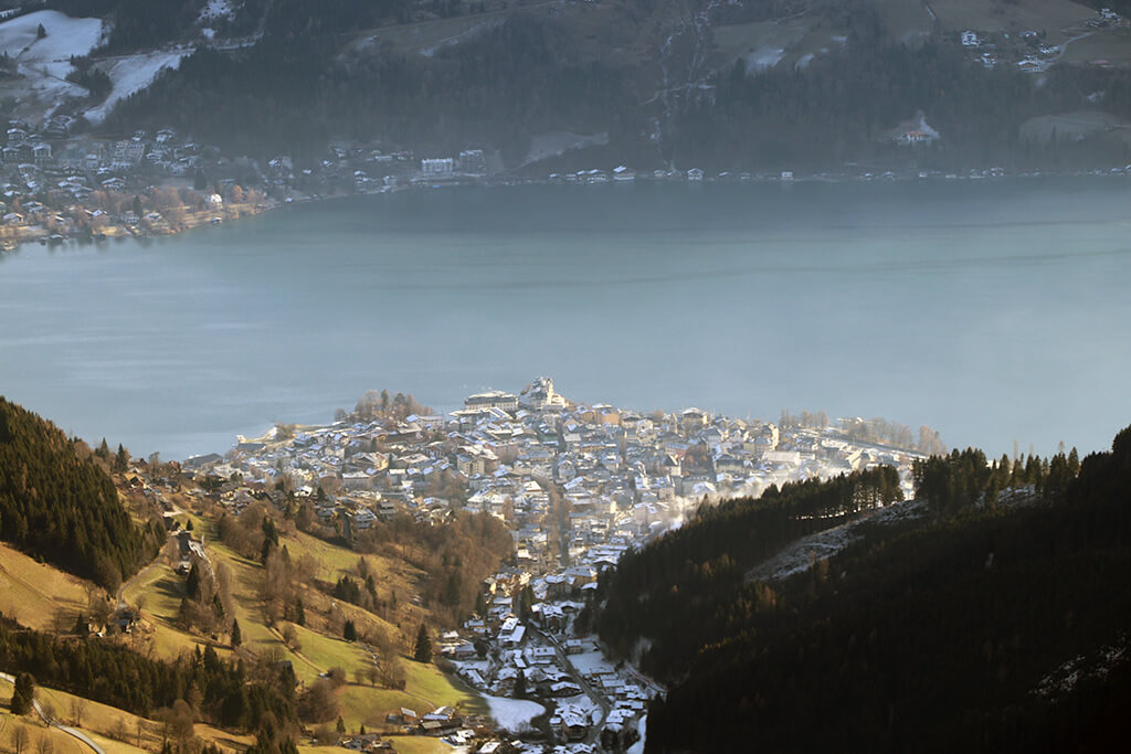 ... mit herrlichem Blick auf Zell am See!