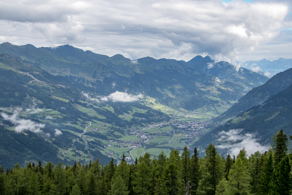 Blick über das Gasteinertal vom Graukogel