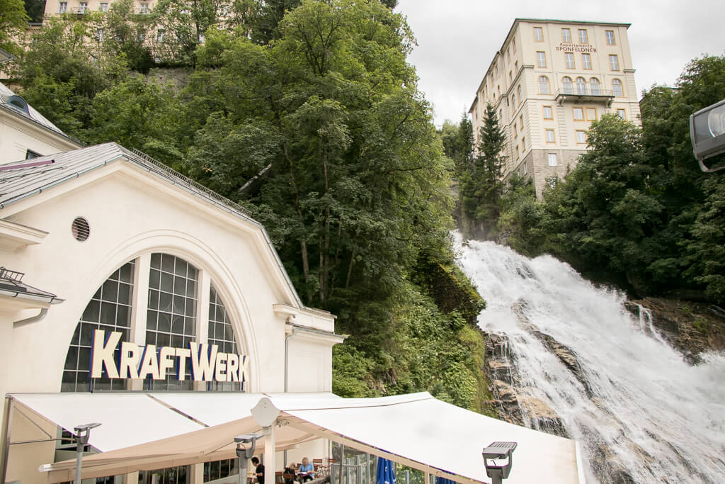 Kraftwerk-Café vor dem Gasteiner Wasserfall