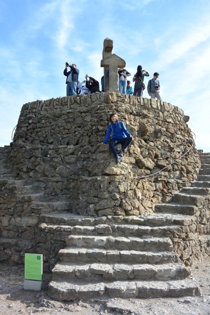 Turó de les tres creus von unten.