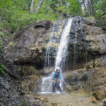 TravelPins_Erbsattel_Wassefalldusche_Canyoning_Tour_Cori