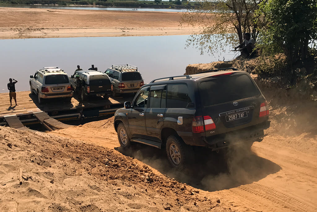 Fähre Tsiribihina Madagaskar