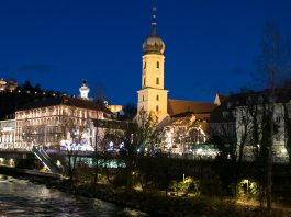 Casino Urlaub in Graz Graz bei Nacht