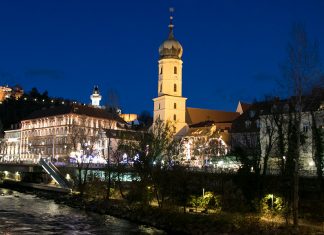 Casino Urlaub in Graz Graz bei Nacht