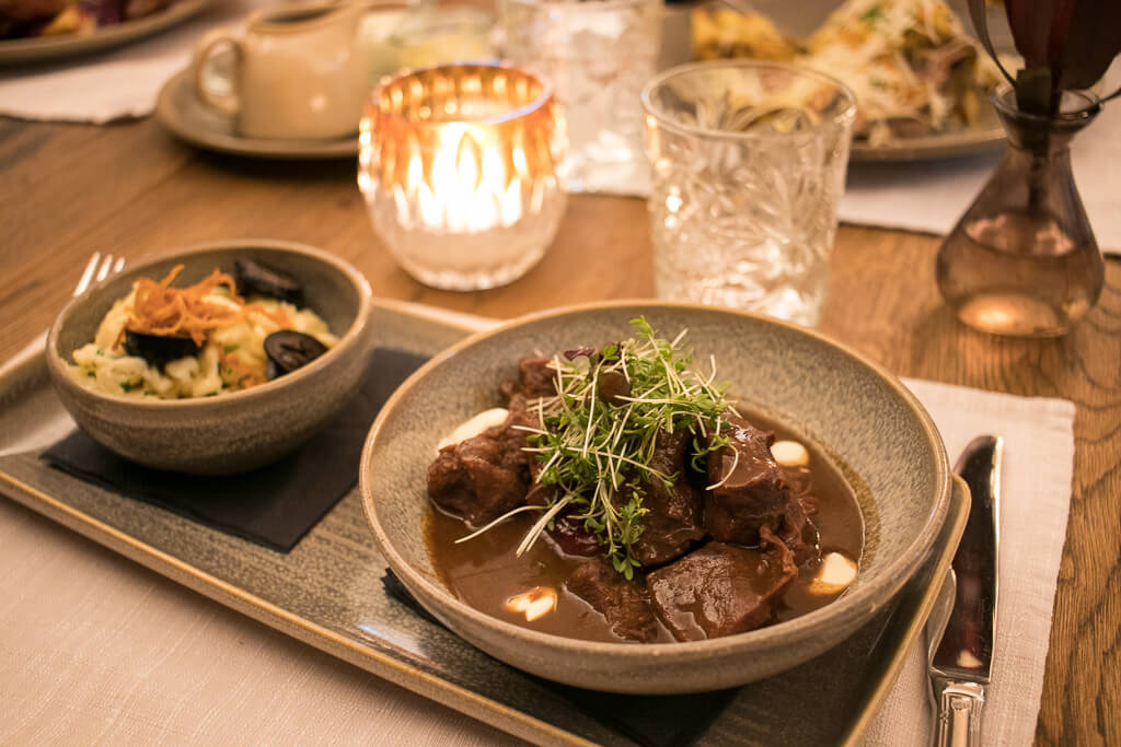 Mittagessen im Landhauskeller