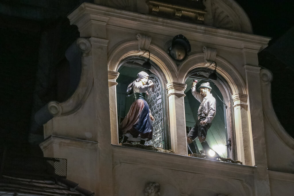 Grazer Glockenspiel bei Nacht