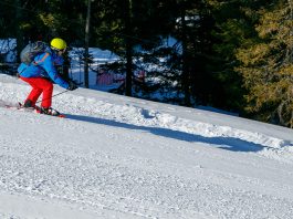 6 Gründe, warum Skifahren für uns immer noch das leiwandste Wintersport-Abenteuer ist Up in die Berge - Skifahren in Österreich