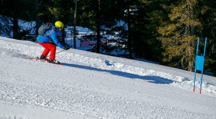 6 Gründe, warum Skifahren für uns immer noch das leiwandste Wintersport-Abenteuer ist Up in die Berge - Skifahren in Österreich