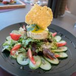 Ziegenkäsesalat im Altitude-Restaurant Hinterglemm