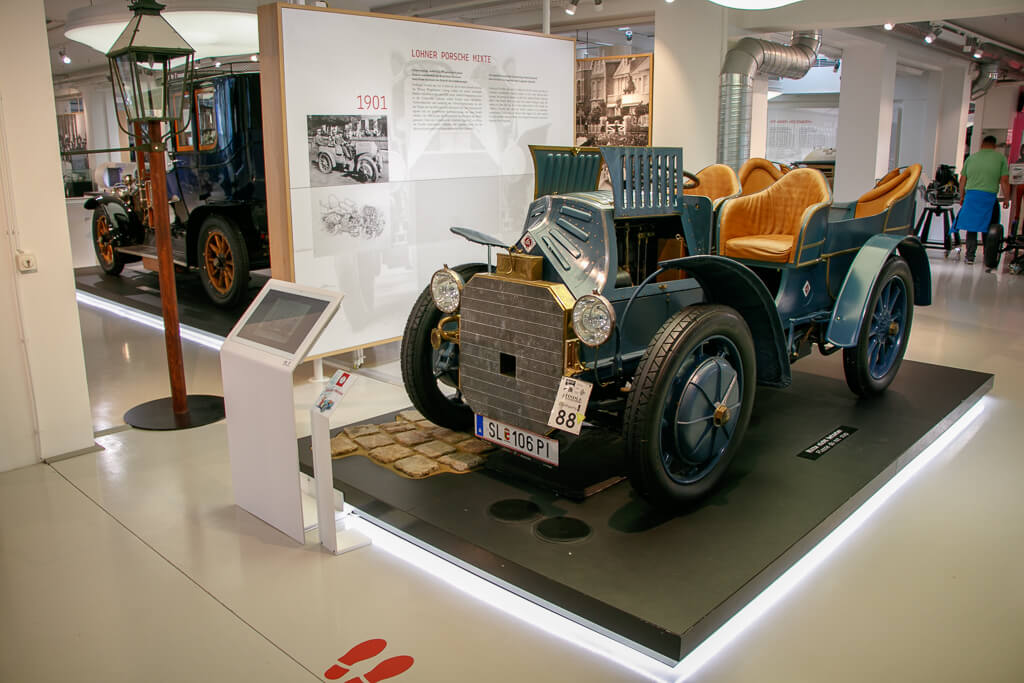 Lohner Porsche Mixte im Fahrtraum Mattsee