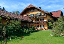 Die Liebe zum Echten: Auszeit zu zweit beim Urlaub am Bauernhof im Salzburger Seenland Urlaub am Bauernhof am Dichtlhof im Salzburger Land