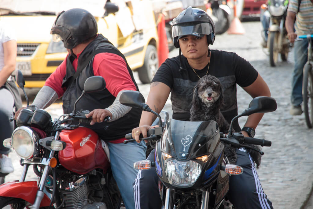 Motorradfahrer in Kolumbien