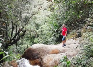 Medellín City Escape: Flusswanderung von La Catedral zum Salto del Angel und Chorro de las Campanas Wasserfall Flusswanderung in Medellin von La Catedral zu Salto del Angel - Titelbild