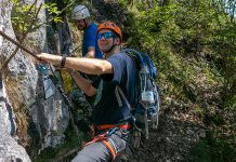 Brustwand am Wolfgangsee: Anfängertauglicher Klettersteig im Salzkammergut Brustwand Klettersteig für Anfänger geeignet