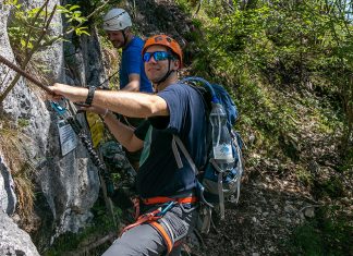 Brustwand am Wolfgangsee: Anfängertauglicher Klettersteig im Salzkammergut Brustwand Klettersteig für Anfänger geeignet