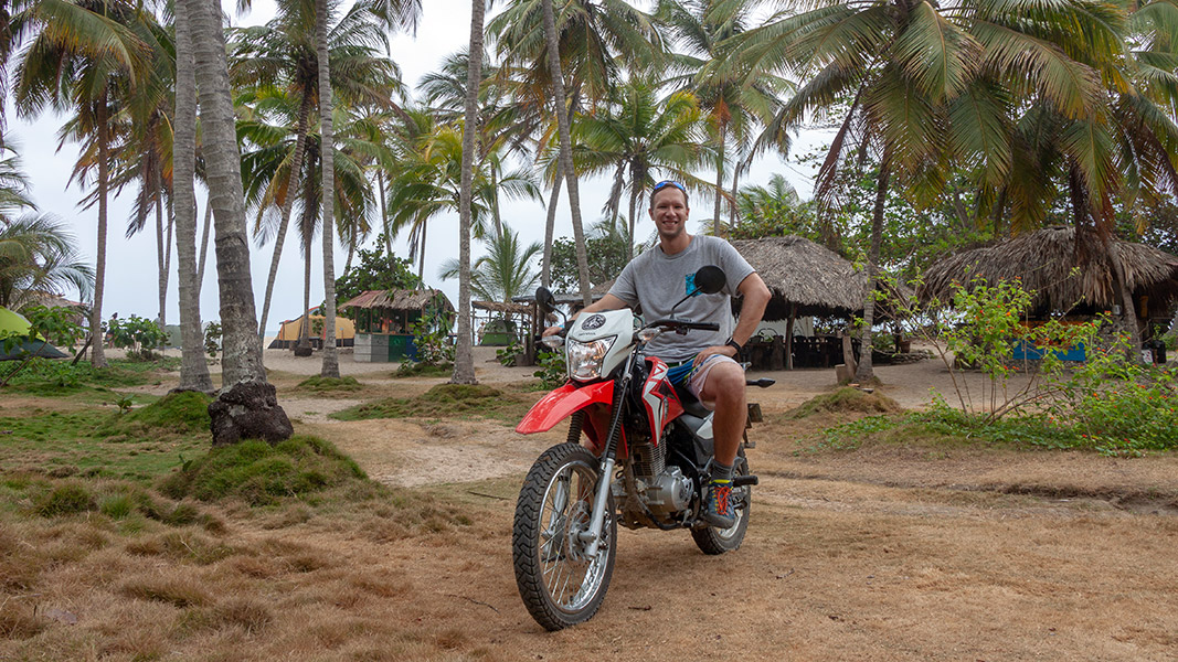 Motorradtour Kolumbien Karibikstrand