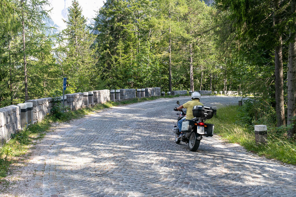 Kopfsteinpflaster am Vršič Pass