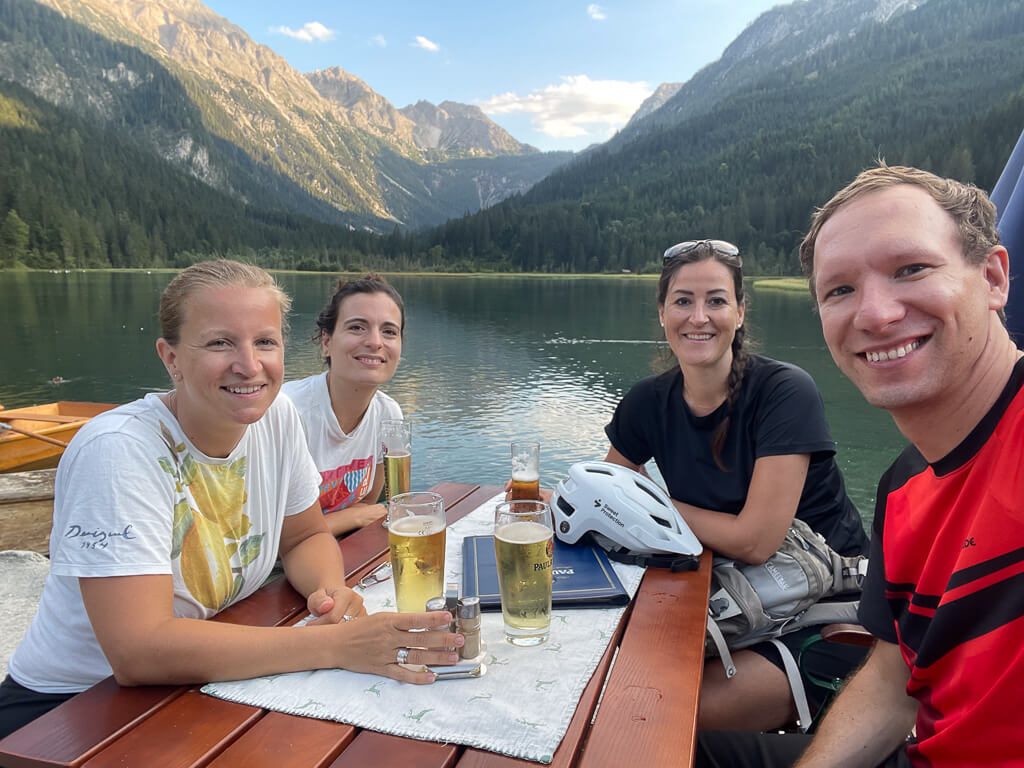 Reiseblogger am Jägersee im Kleinarltal