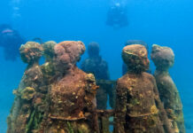 Kunst mit Sinn: Tauchabenteuer in Grenada’s Unterwasser Skulpturenpark Kunst mit Sinn: Tauchabenteuer im Grenada Unterwasser Skulpturenpark